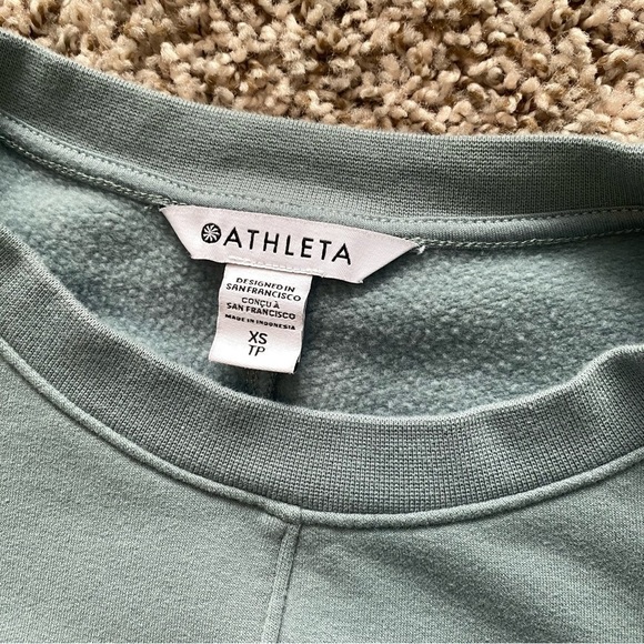 Athleta Retroplush Crewneck Sweatshirt Oversized Minimalistic Grey Green Sz XS - Picture 8 of 13